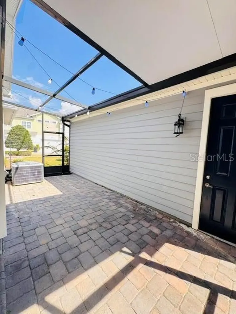 7761 Laureate Boulevard Orlando FL 32827