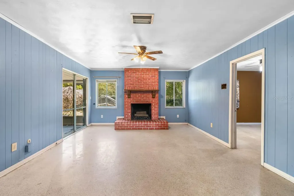 201 Mason Street Brandon FL 33511