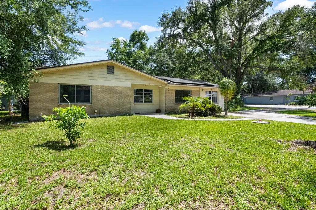 201 Mason Street Brandon FL 33511