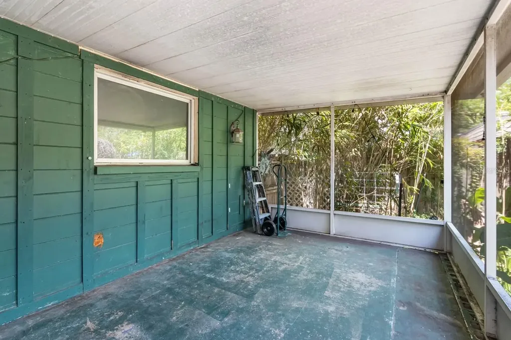 201 Mason Street Brandon FL 33511