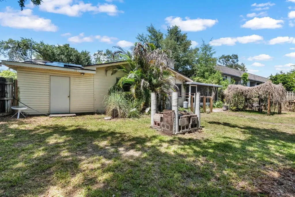 201 Mason Street Brandon FL 33511