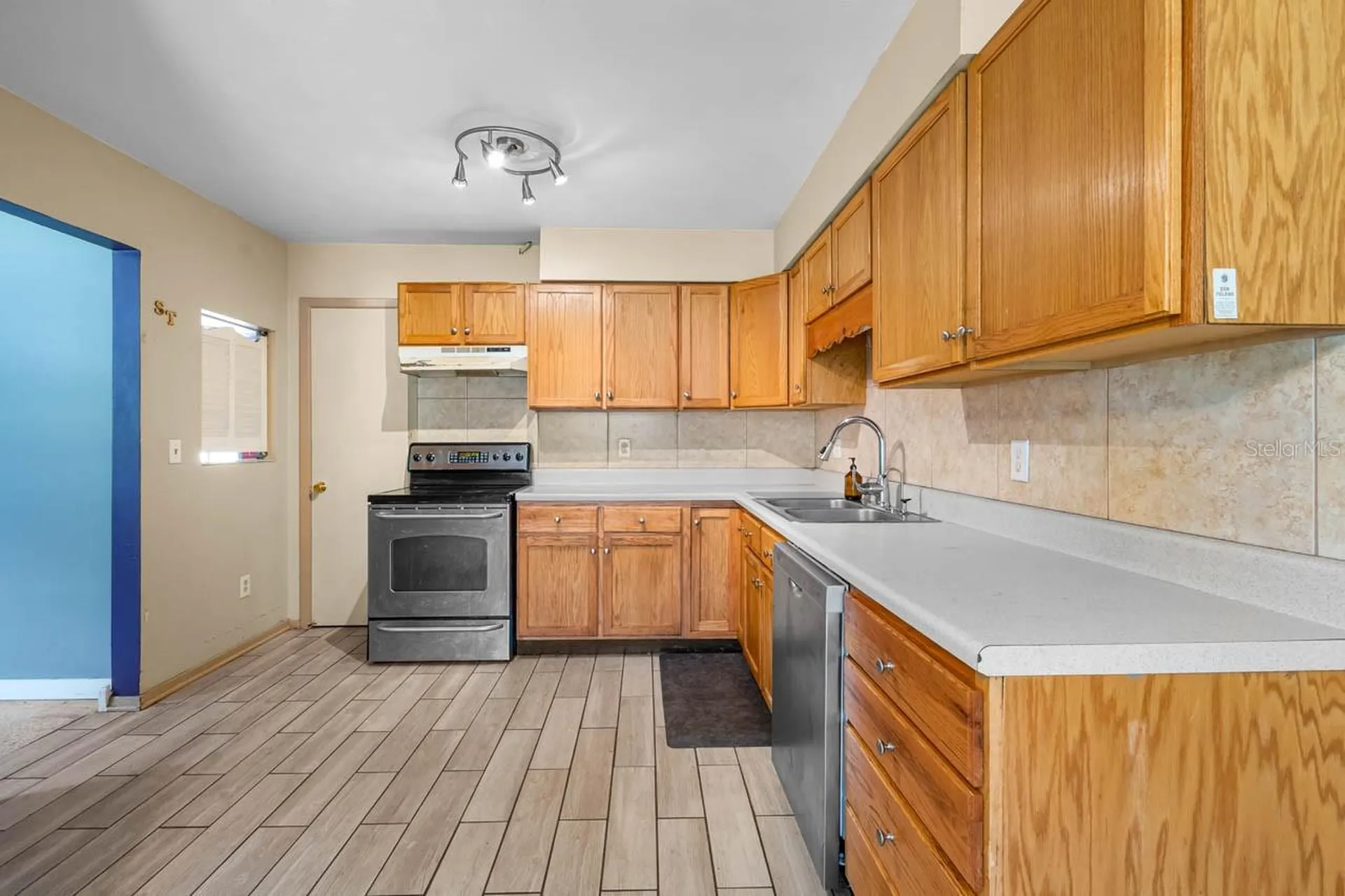 201 Mason Street Brandon FL 33511
