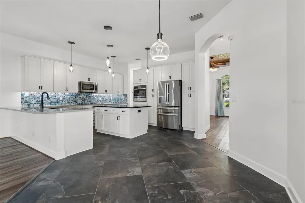 3820 Misty Landing Drive Valrico FL 33594