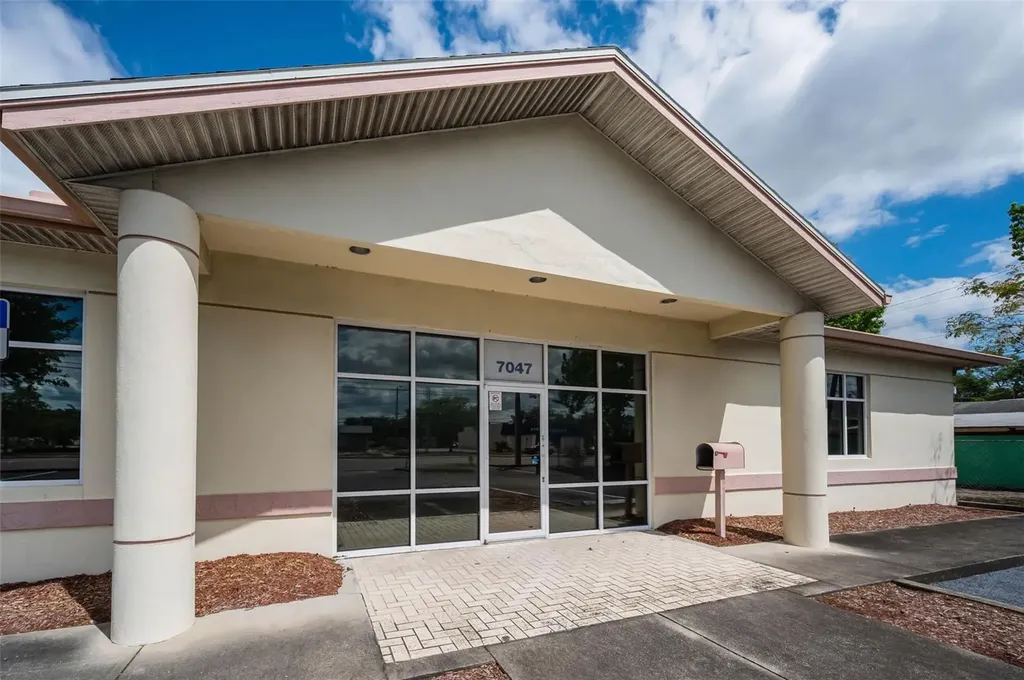 7047 66th Street N Pinellas Park FL 33781