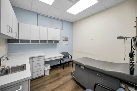 7047 66th Street N Pinellas Park FL 33781