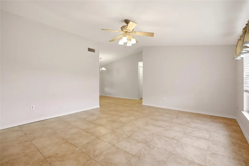 6807 36th Ave Dr W Bradenton FL 34209