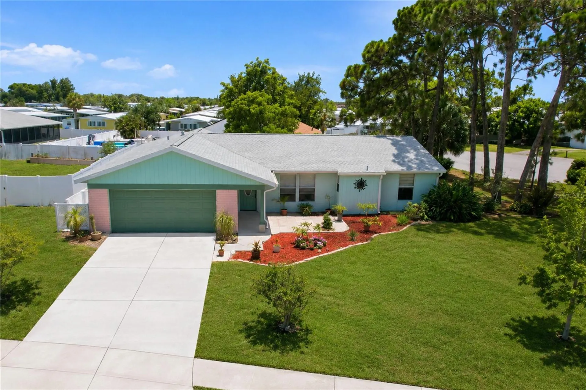 6807 36th Ave Dr W Bradenton FL 34209