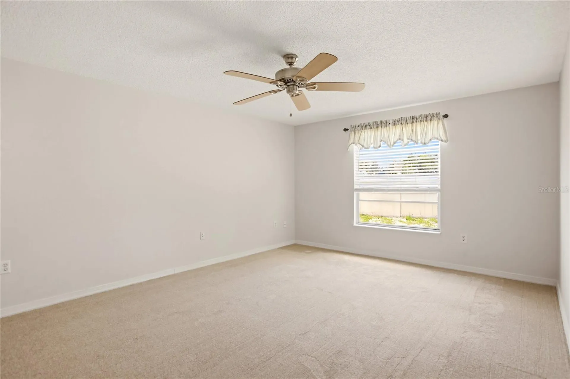 6807 36th Ave Dr W Bradenton FL 34209