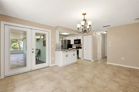 6807 36th Ave Dr W Bradenton FL 34209