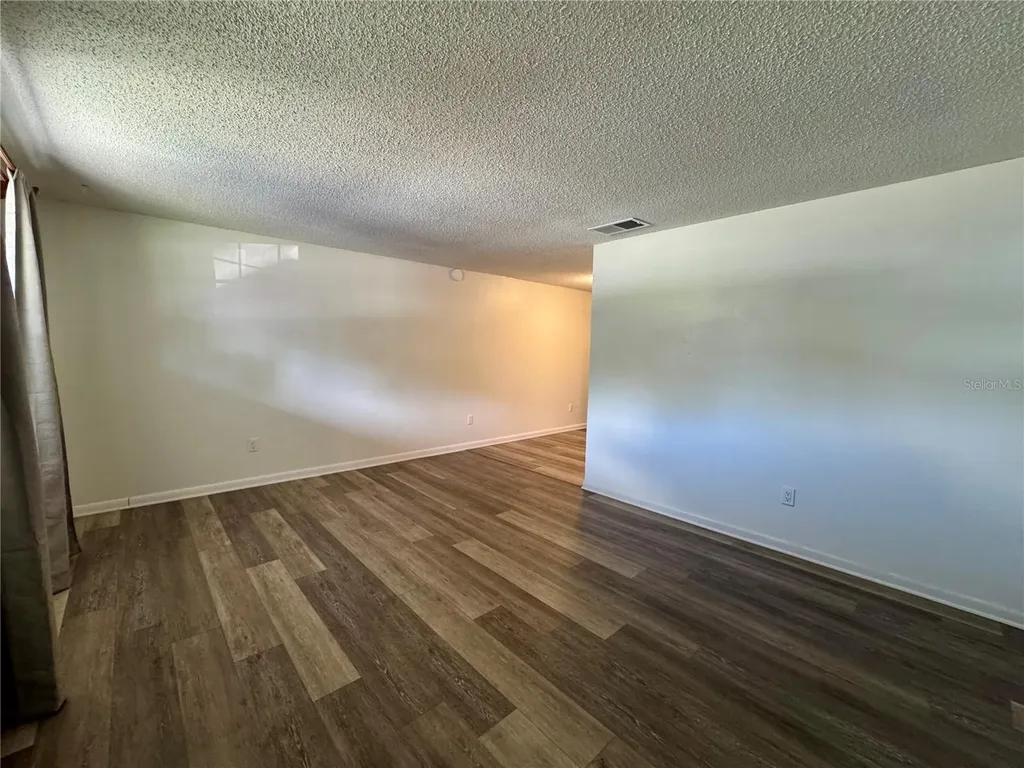 1004 Melrose Street Seffner FL 33584