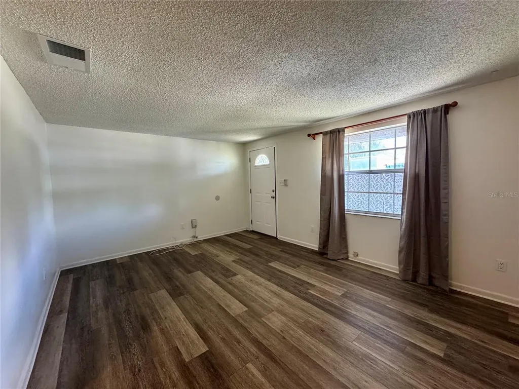 1004 Melrose Street Seffner FL 33584