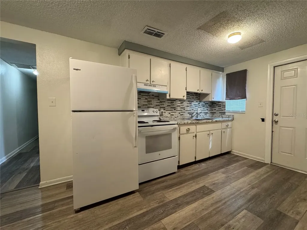 1004 Melrose Street Seffner FL 33584