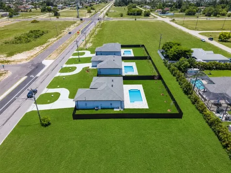 29 Diplomat Parkway E Cape Coral FL 33909