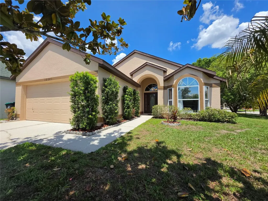 10041 River Glen Court Orlando FL 32825