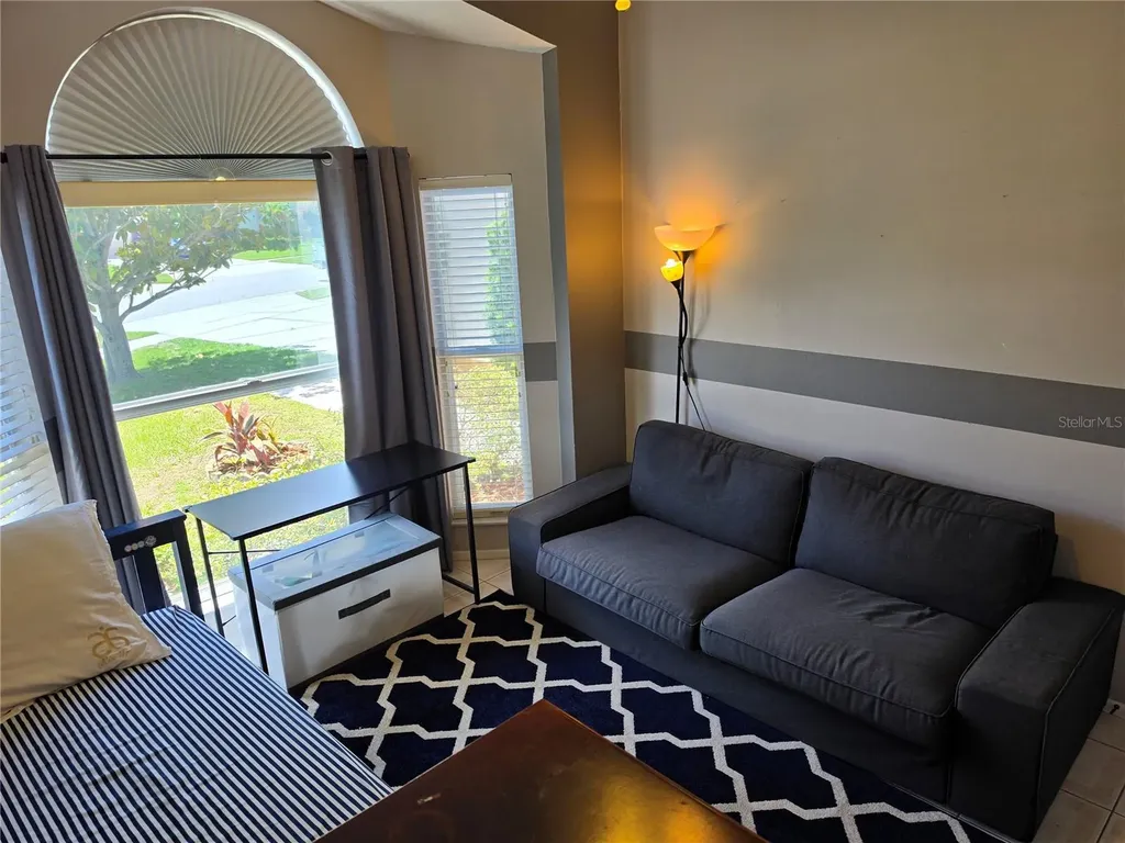 10041 River Glen Court Orlando FL 32825