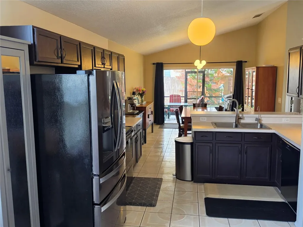 10041 River Glen Court Orlando FL 32825