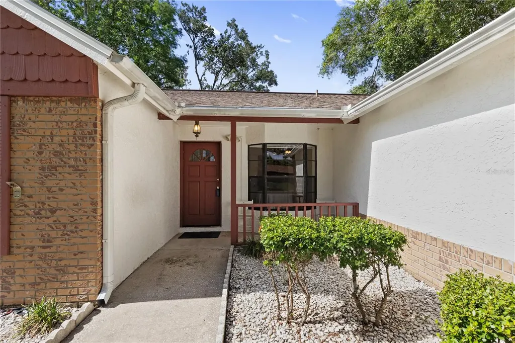 1917 Dove Field Place Brandon FL 33510