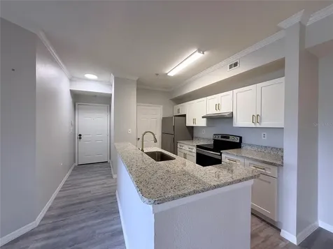 5618 Pinnacle Heights Circle Tampa FL 33624