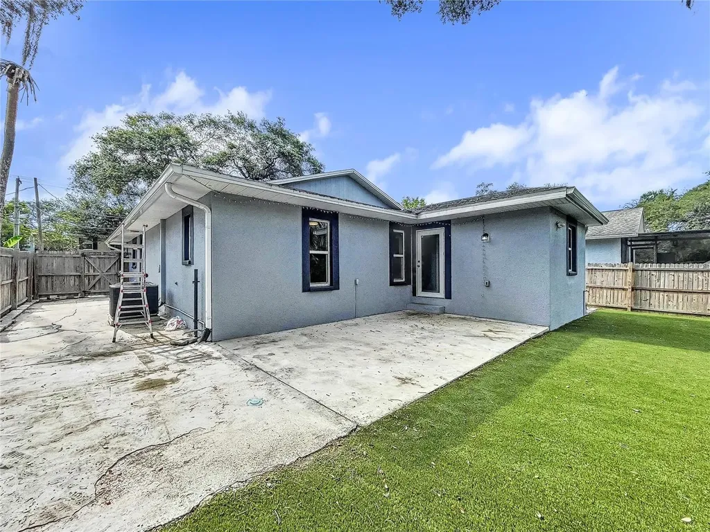6809 S Himes Avenue Tampa FL 33611