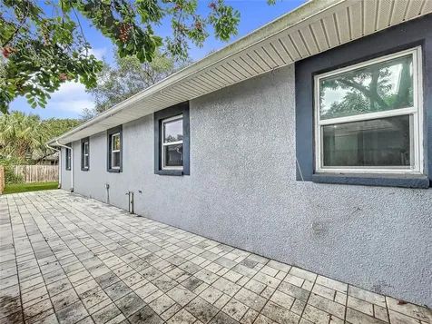 6809 S Himes Avenue Tampa FL 33611