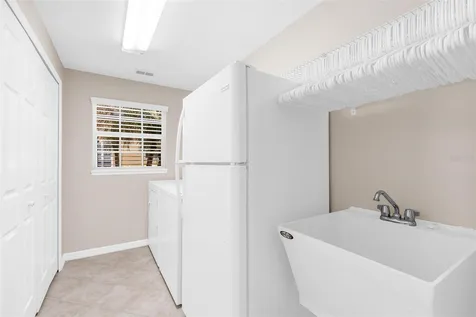 3865 Winding Lake Circle Orlando FL 32835