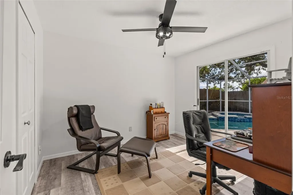1090 Rolling Oaks Avenue Tarpon Springs FL 34689