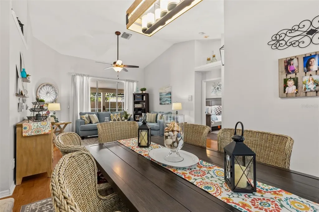 1090 Rolling Oaks Avenue Tarpon Springs FL 34689