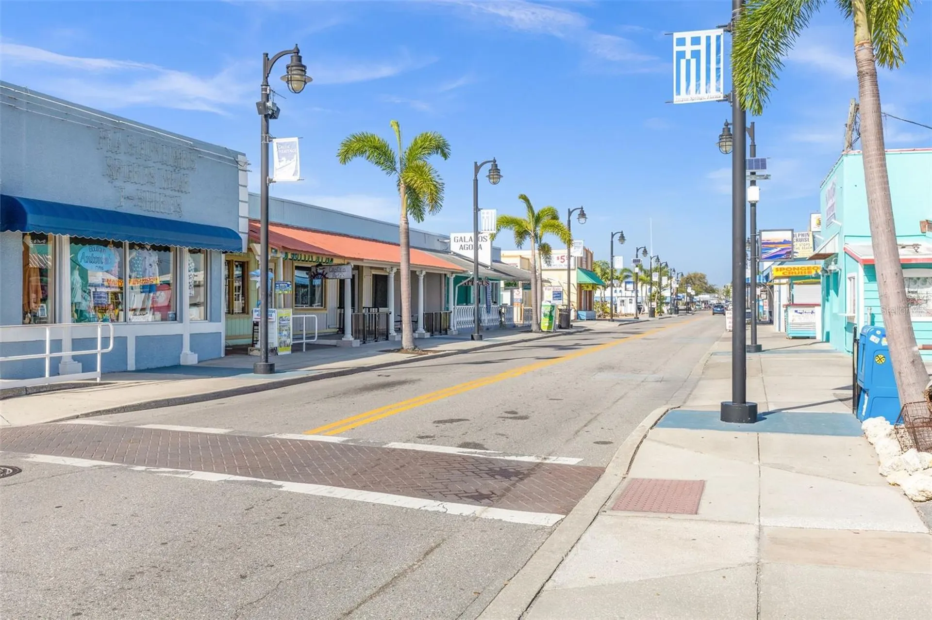 1090 Rolling Oaks Avenue Tarpon Springs FL 34689