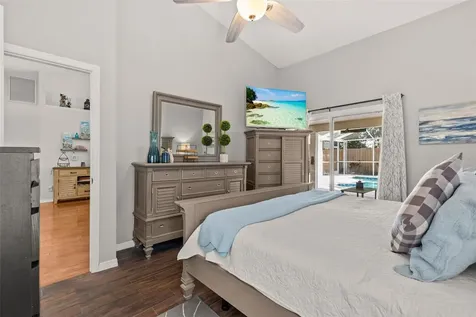 1090 Rolling Oaks Avenue Tarpon Springs FL 34689