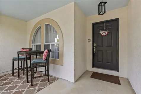 1090 Rolling Oaks Avenue Tarpon Springs FL 34689