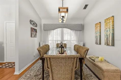 1090 Rolling Oaks Avenue Tarpon Springs FL 34689