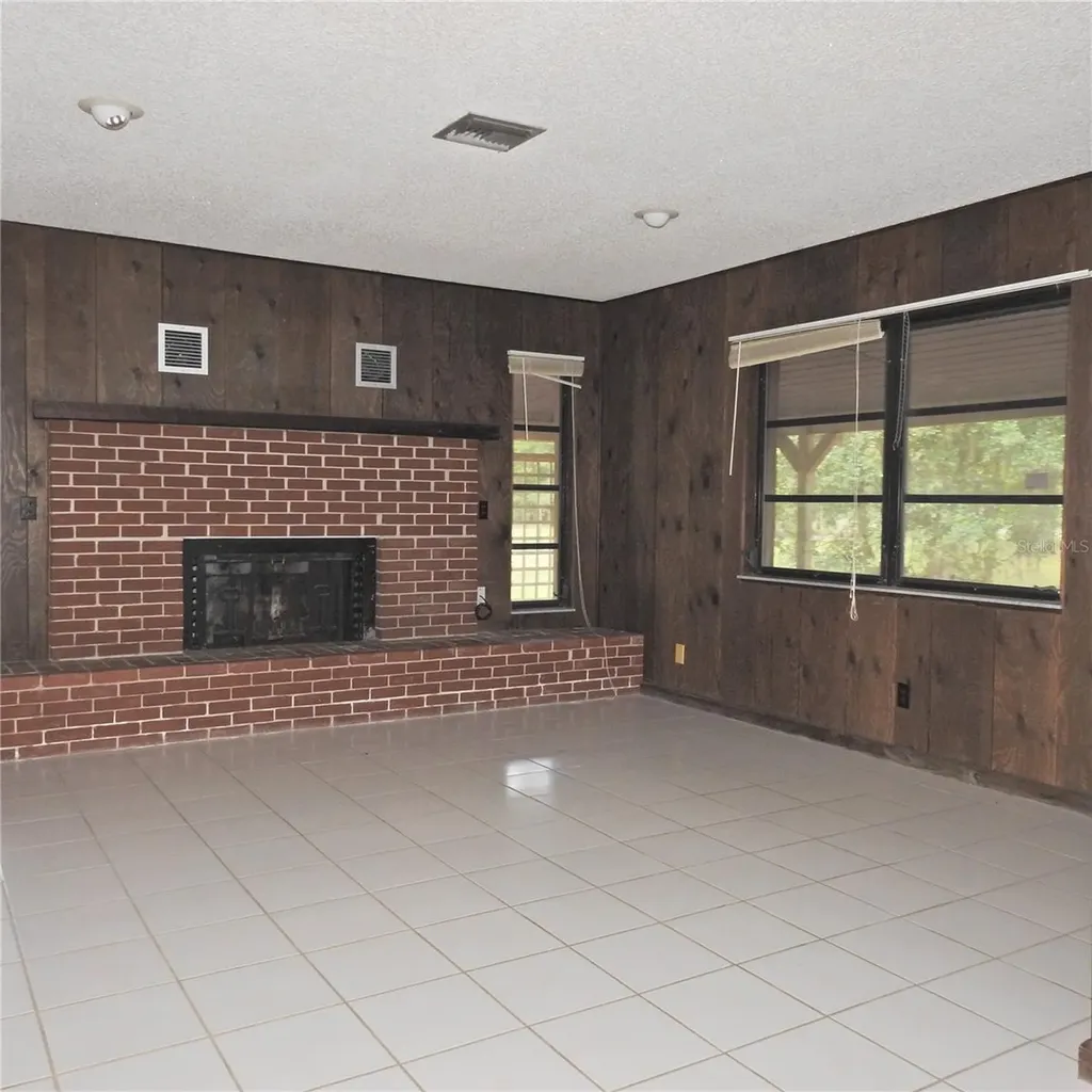 22154 Powell Road Brooksville FL 34602
