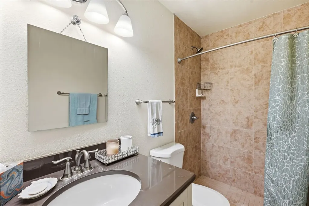 5191 Salmon Drive SE St Petersburg FL 33705