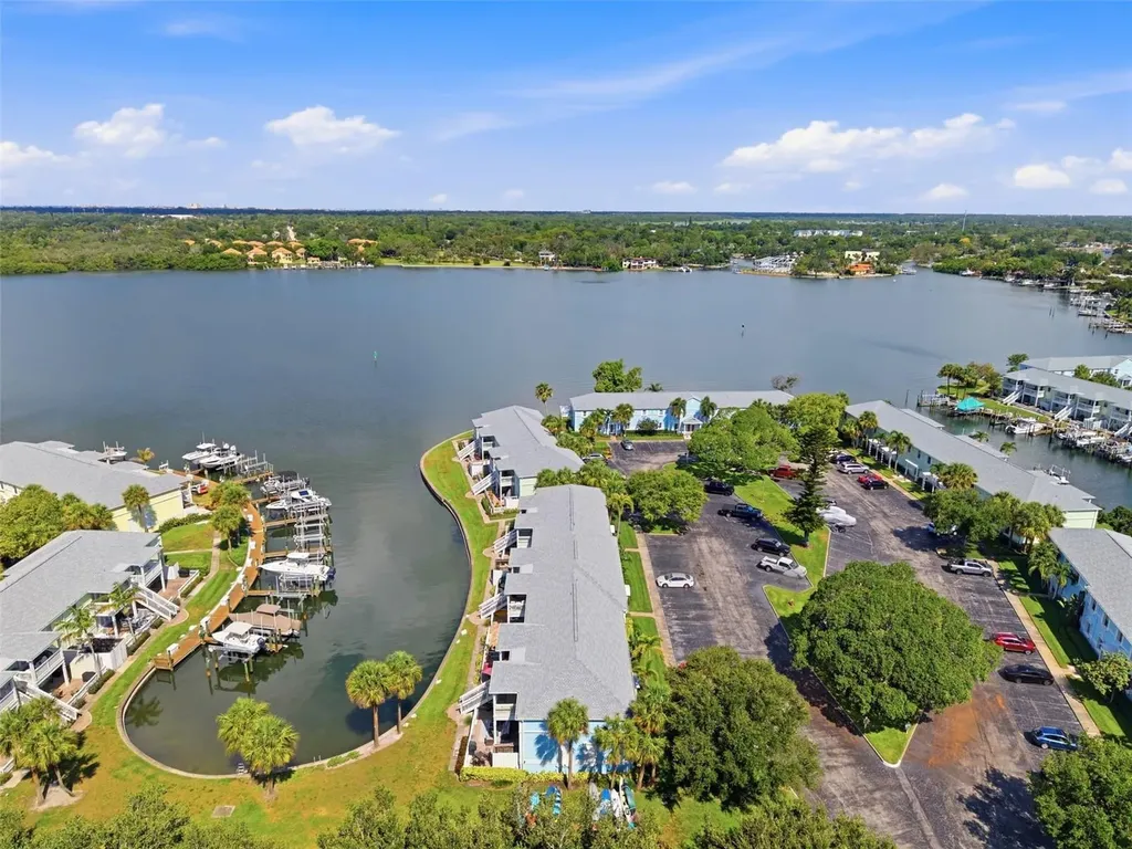 5191 Salmon Drive SE St Petersburg FL 33705