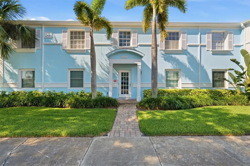 5191 Salmon Drive SE St Petersburg FL 33705