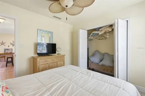 5191 Salmon Drive SE St Petersburg FL 33705