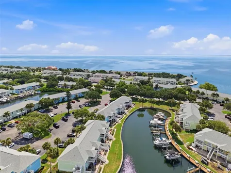 5191 Salmon Drive SE St Petersburg FL 33705