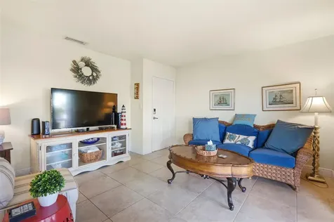 5191 Salmon Drive SE St Petersburg FL 33705