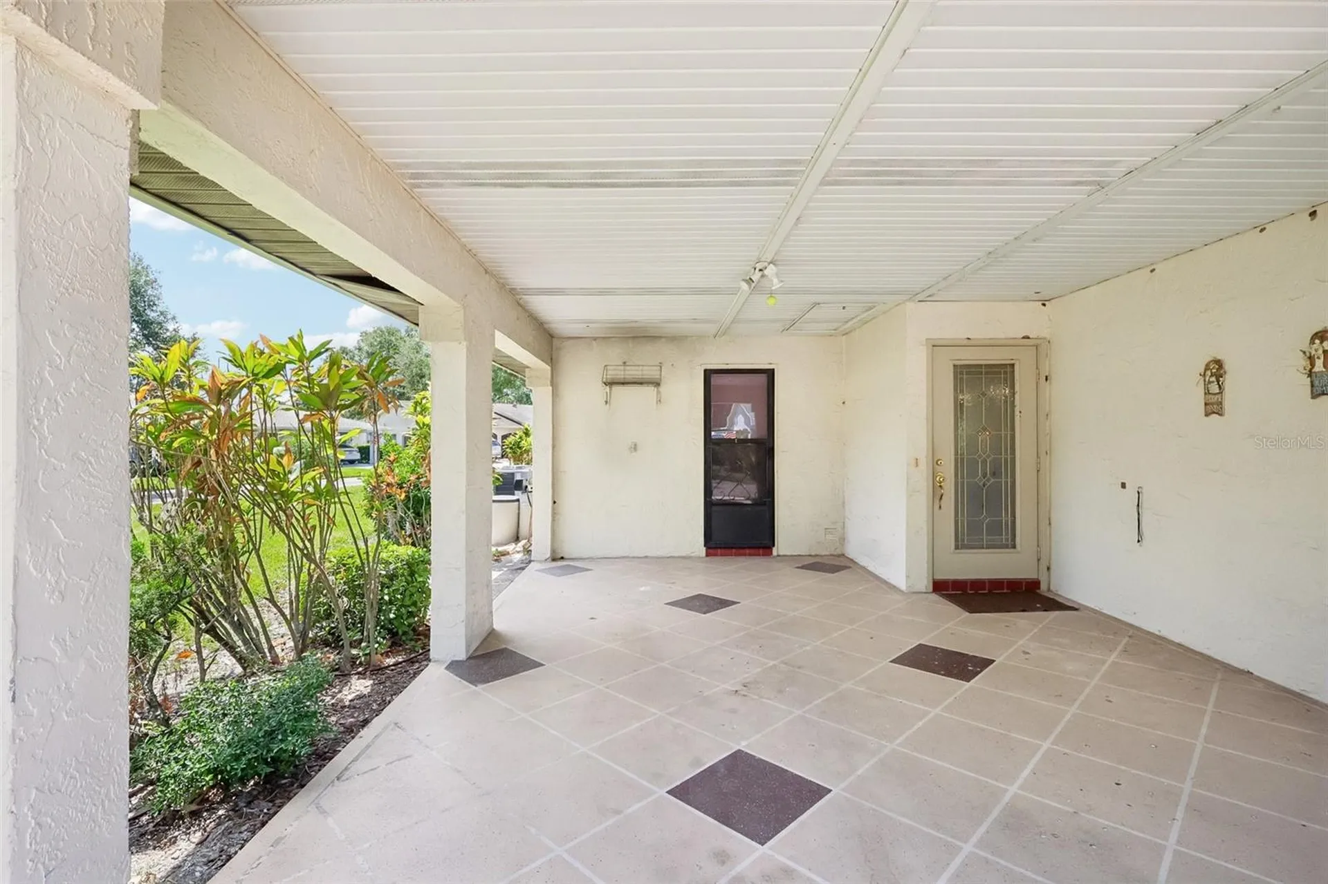 2017 Hampstead Circle Sun City Center FL 33573