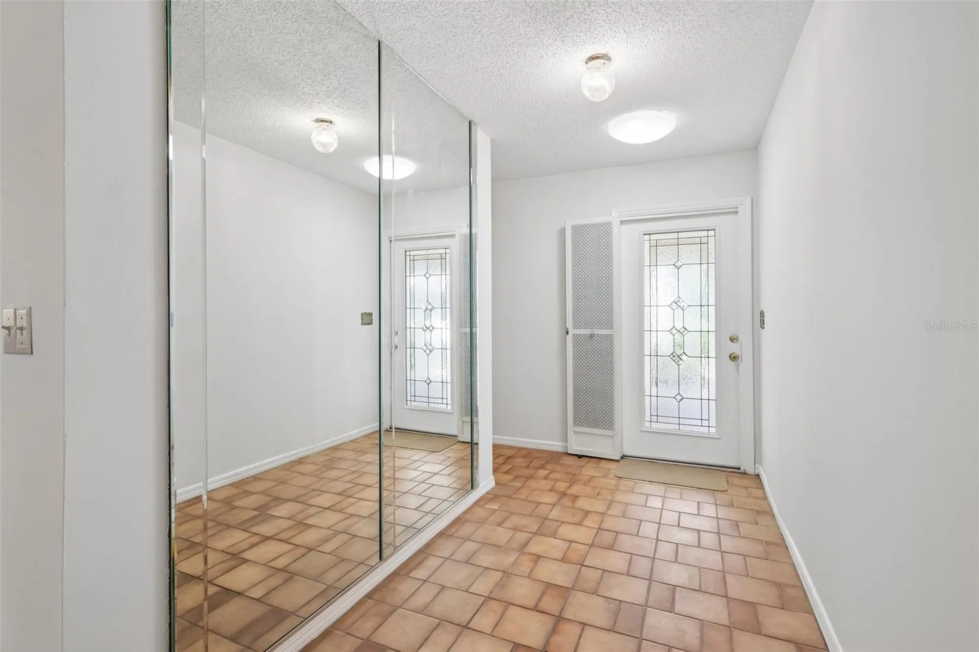 2017 Hampstead Circle Sun City Center FL 33573