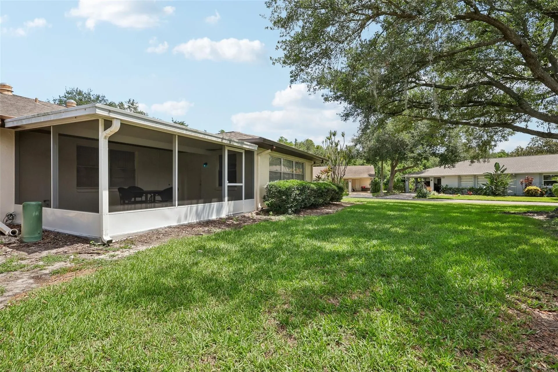 2017 Hampstead Circle Sun City Center FL 33573