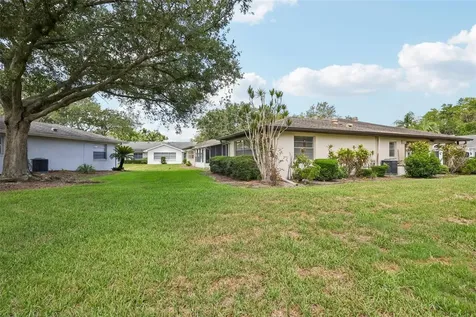2017 Hampstead Circle Sun City Center FL 33573