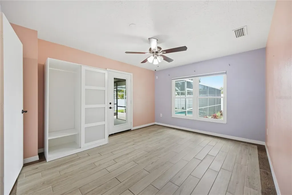 1964 Par Place Sarasota FL 34240