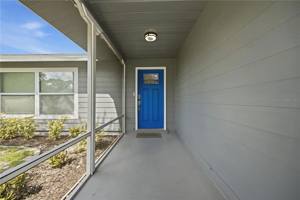 1964 Par Place Sarasota FL 34240