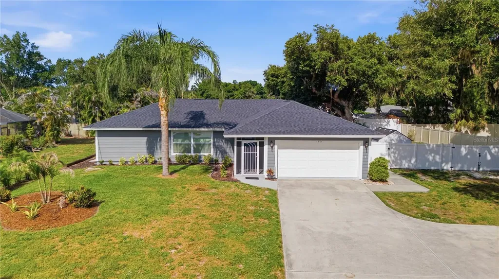 1964 Par Place Sarasota FL 34240