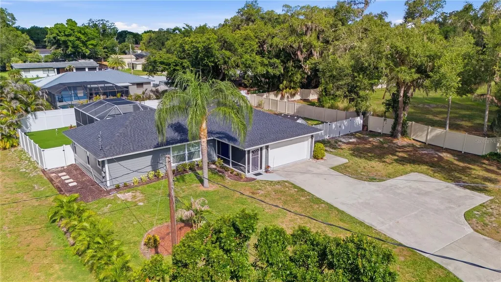 1964 Par Place Sarasota FL 34240