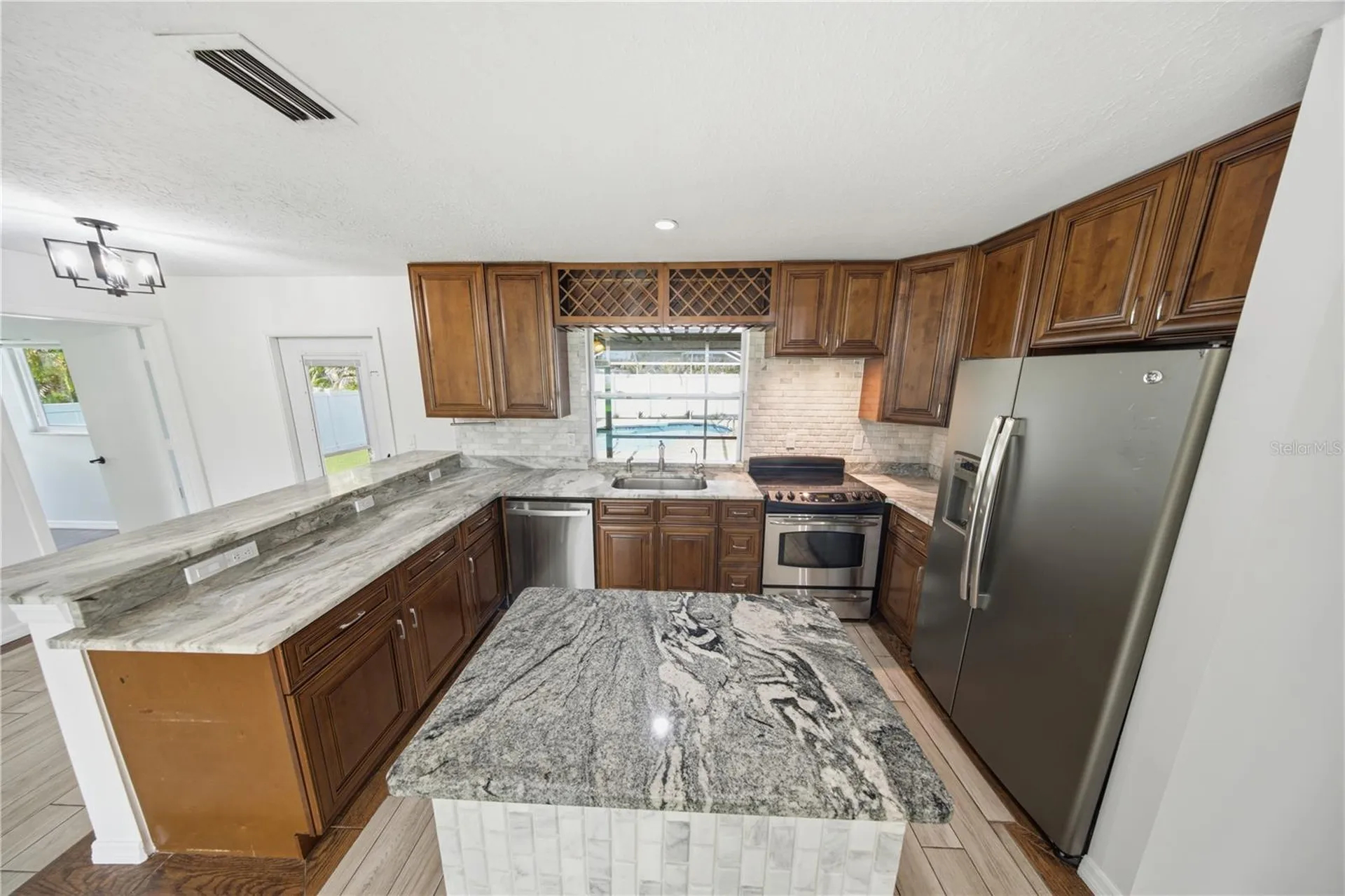 1964 Par Place Sarasota FL 34240
