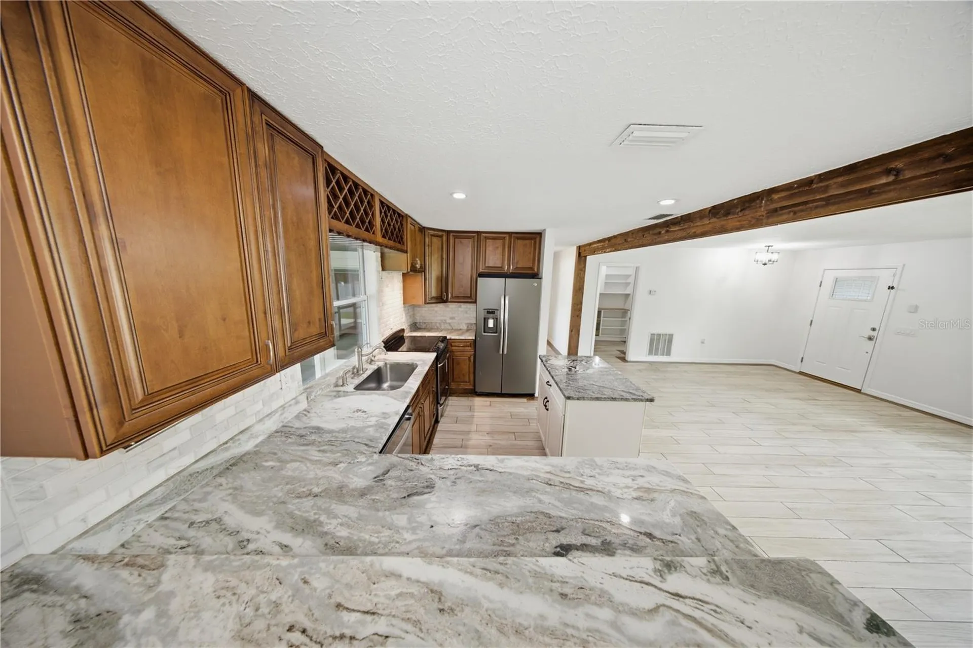 1964 Par Place Sarasota FL 34240