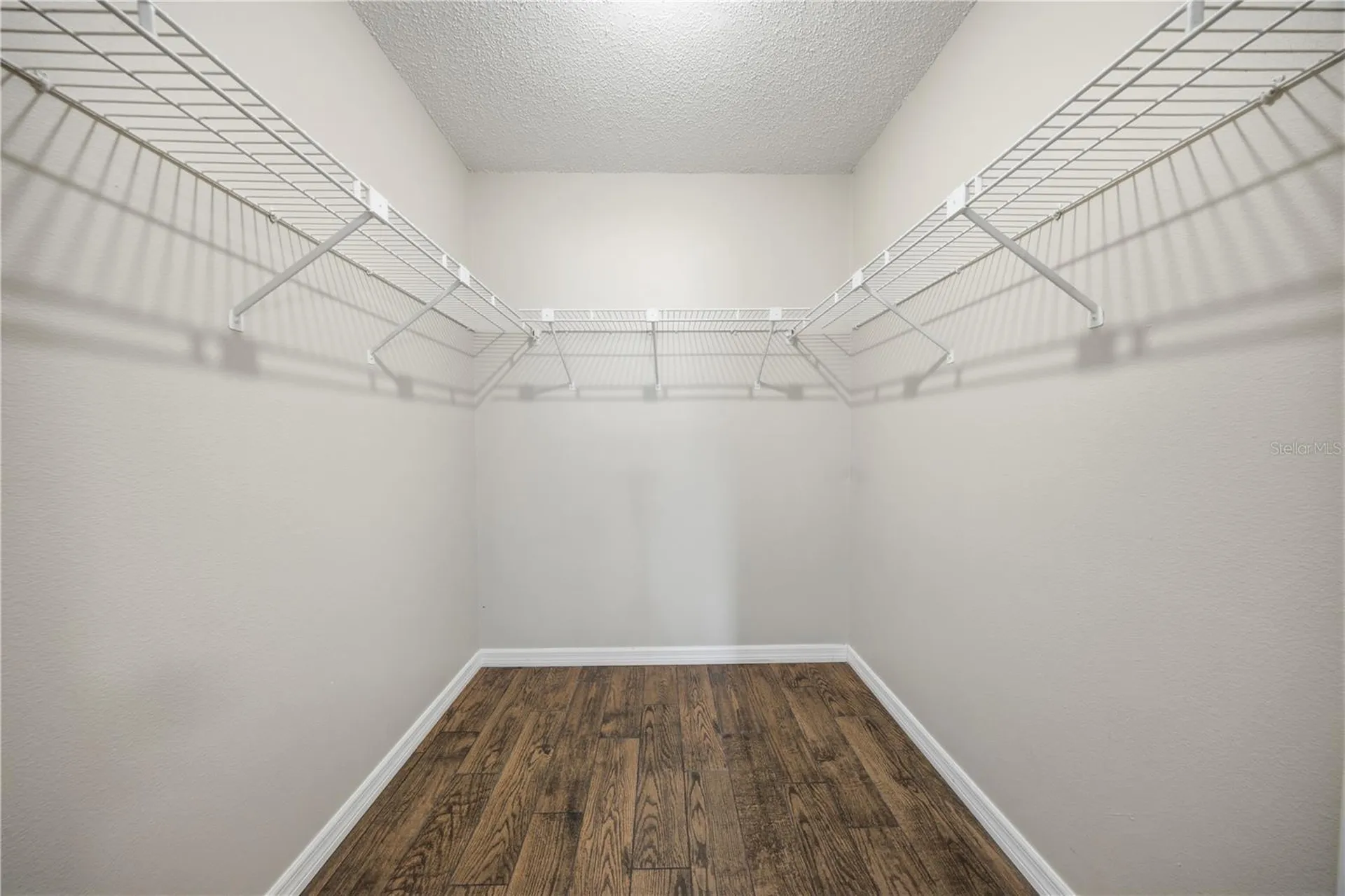 1964 Par Place Sarasota FL 34240