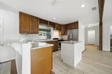 1964 Par Place Sarasota FL 34240
